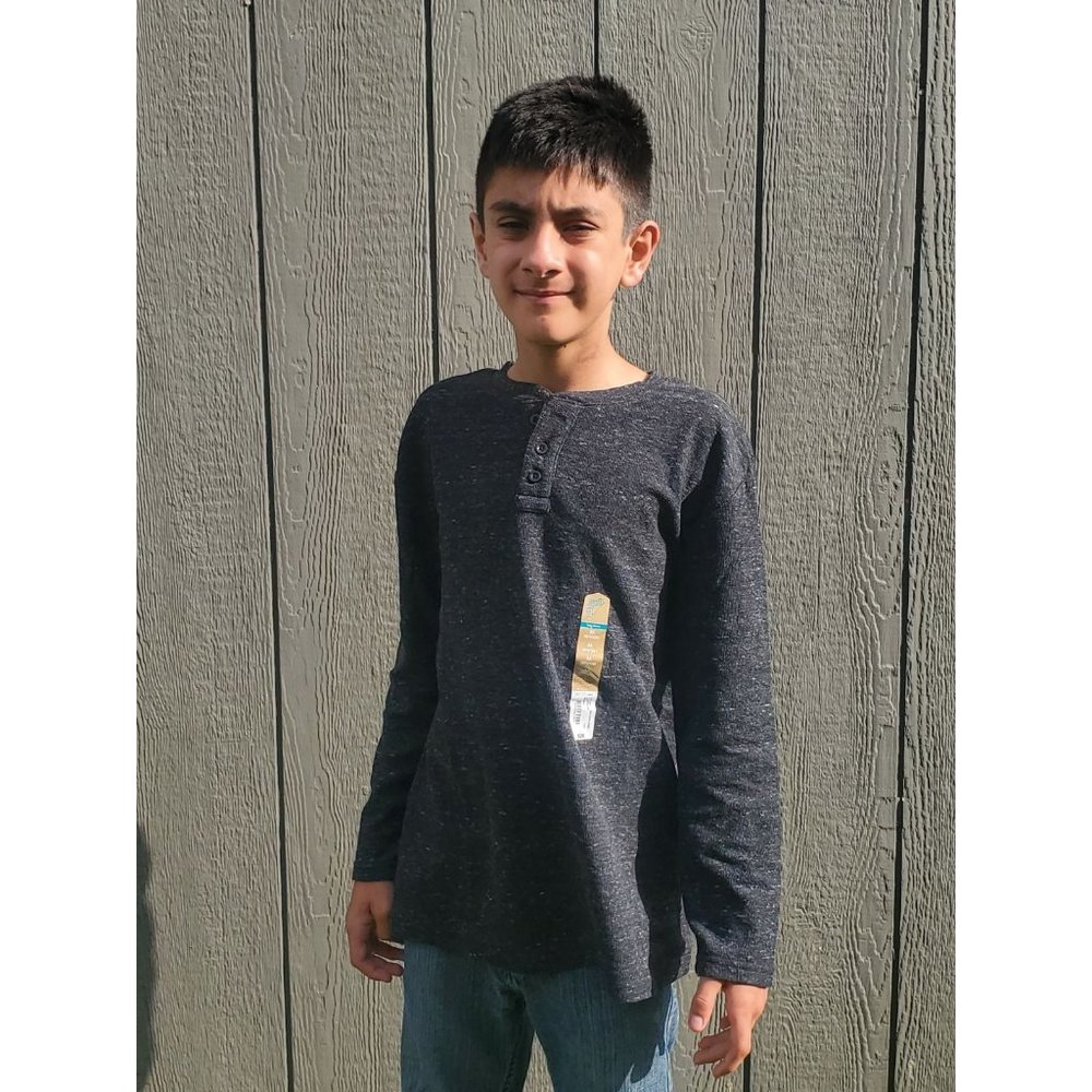 Thereabouts long-sleeved boys size m 10 12 husky medium sweater top nwot